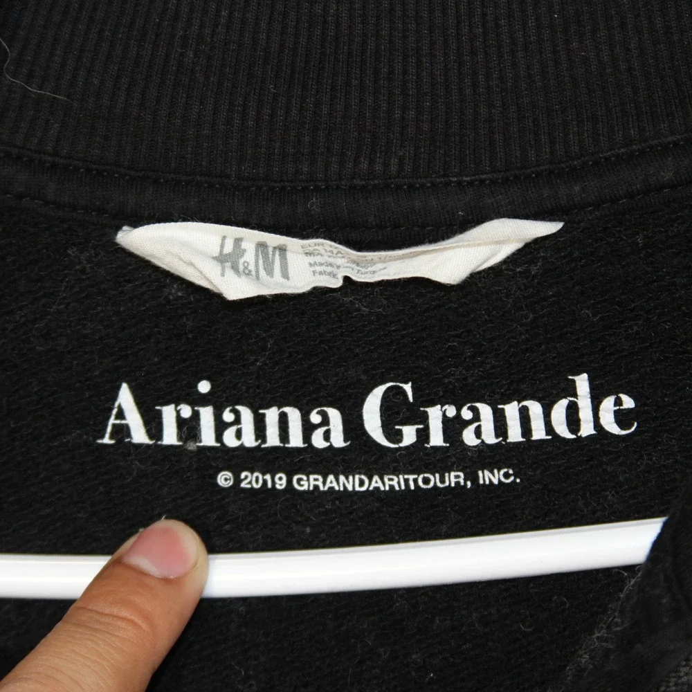 HM Ariana Grande Thank U Next Black 1/4 Zip Pullover Sweatshirt Cropped Youth 14